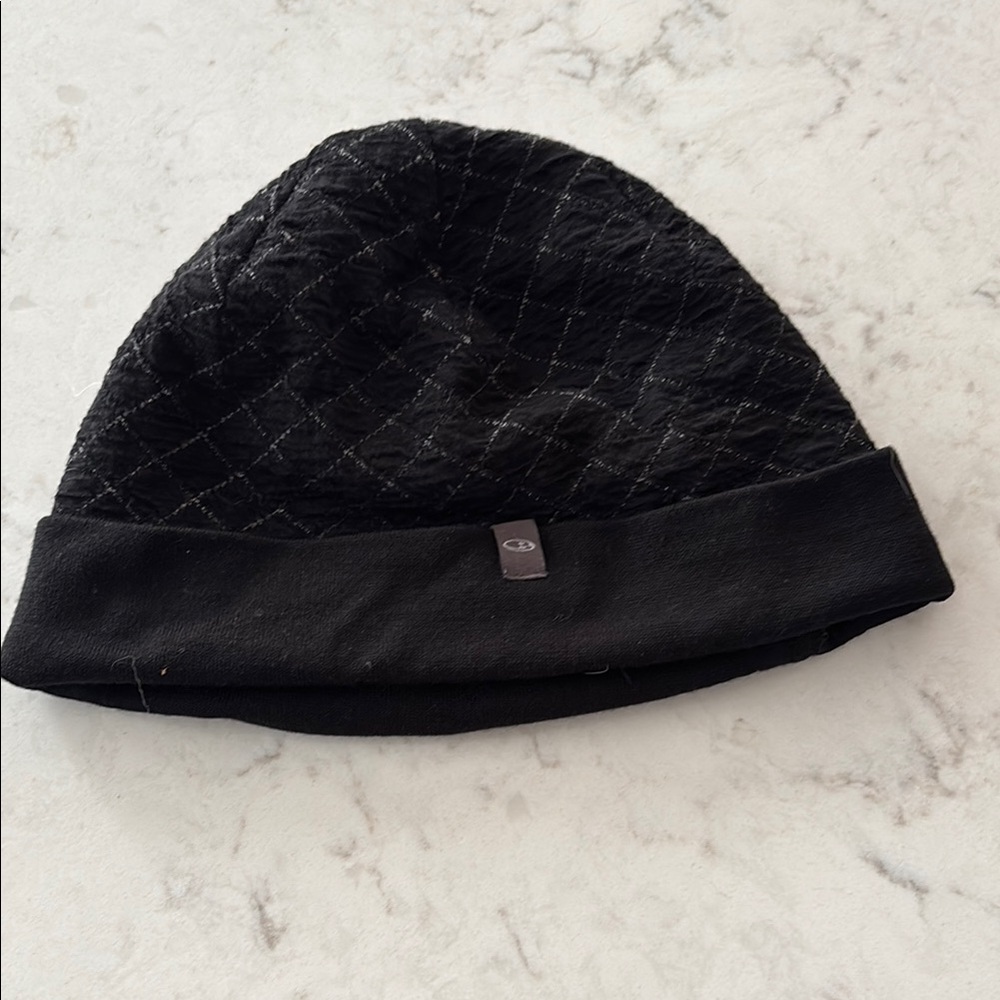 Icebreaker Black Quilted Beanie